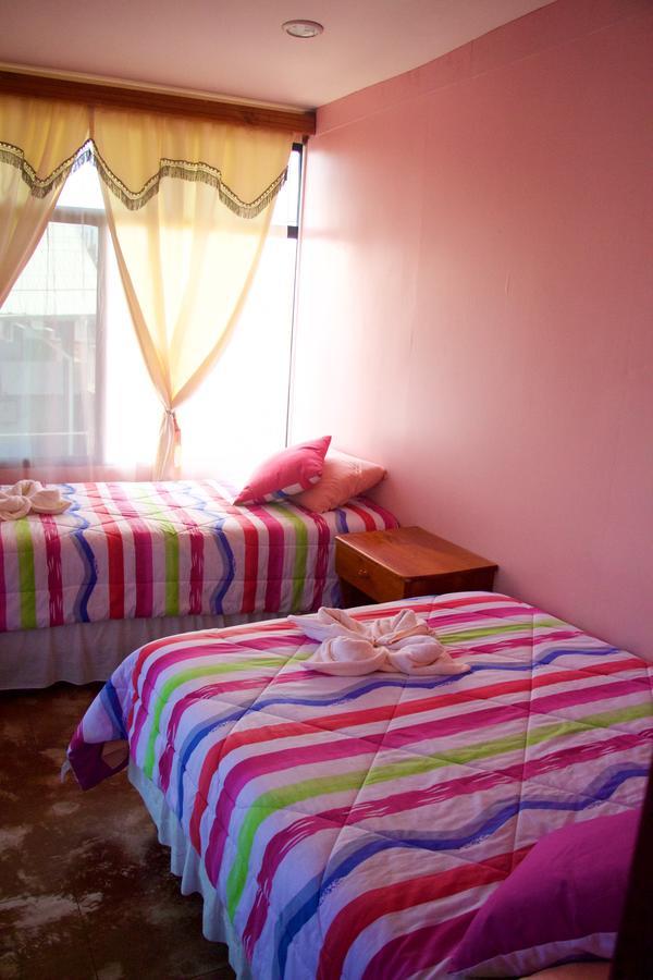 Hostal Nathaly Puerto Baquerizo Moreno Buitenkant foto