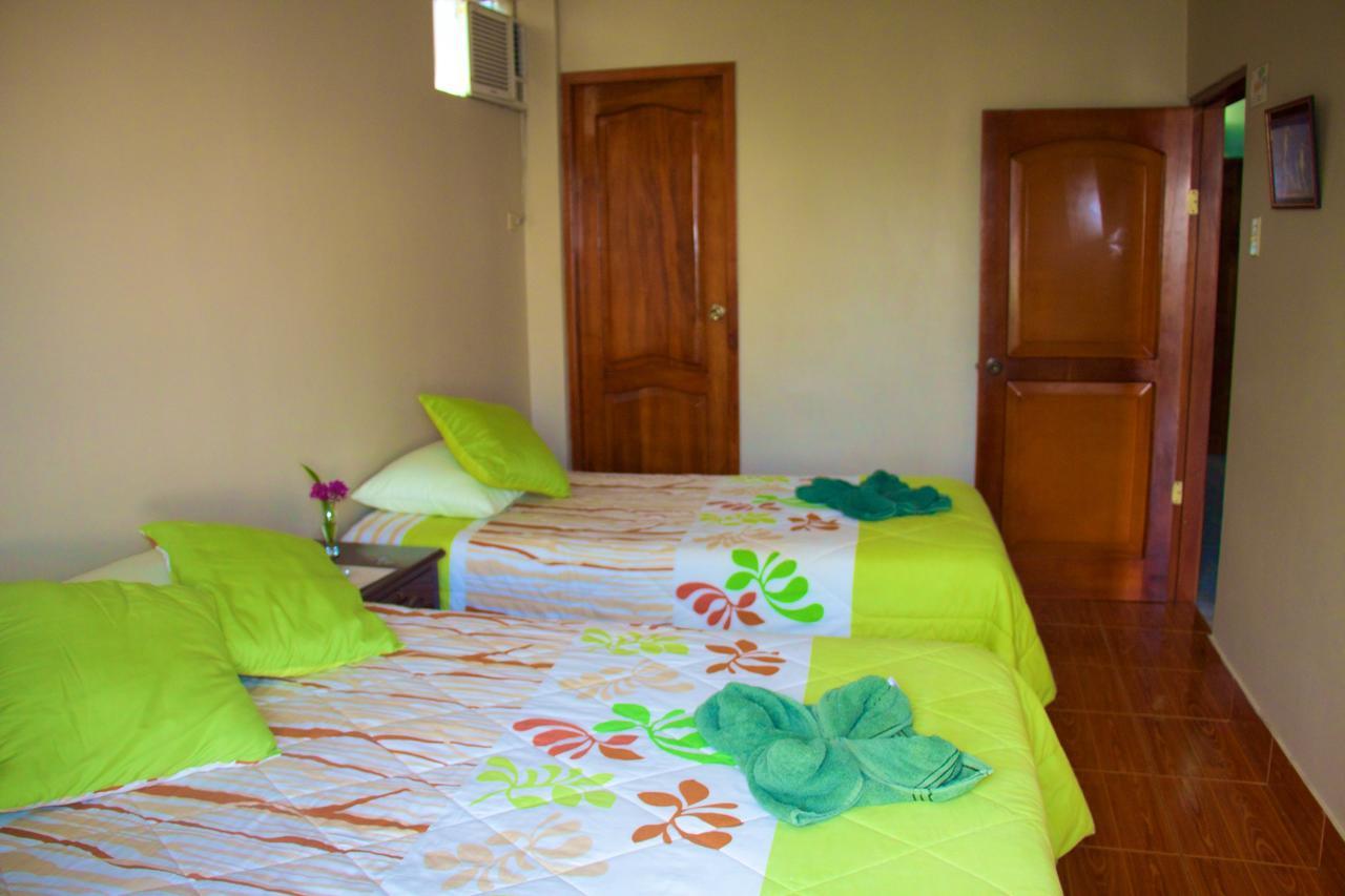 Hostal Nathaly Puerto Baquerizo Moreno Buitenkant foto