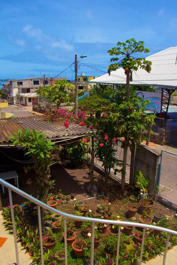 Hostal Nathaly Puerto Baquerizo Moreno Buitenkant foto